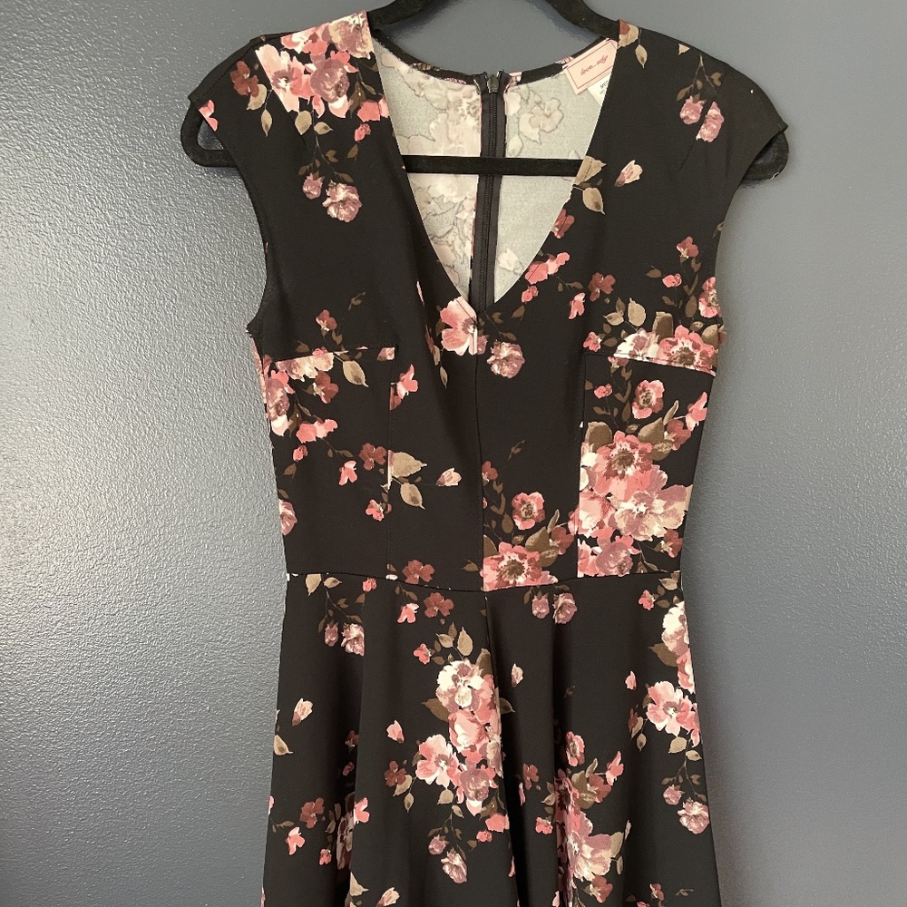Beautiful Pink floral print dress